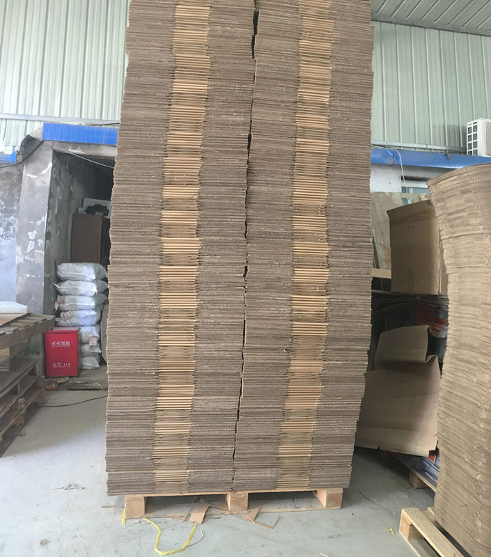 紙箱生(sheng)産車間(jiān)